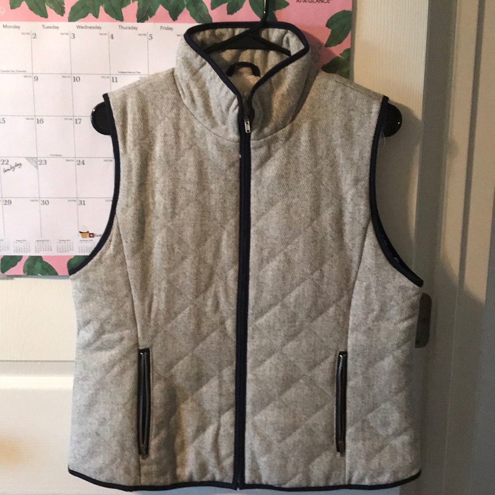 NWT Zipper Vest